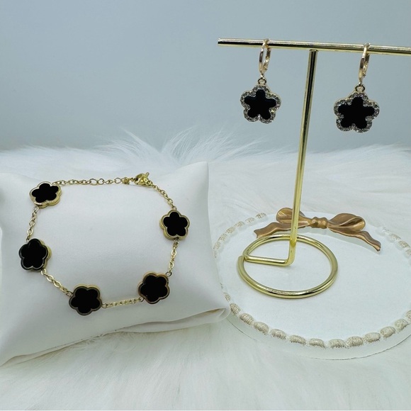 Jewelry - Camille Flower Black Bracelet & Sparkle Floral Rhinestones Dangle Earrings